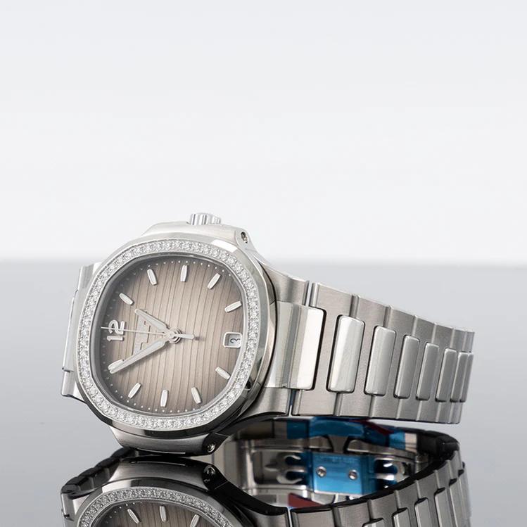 PATEK PHILIPPE 7118/1200A-011