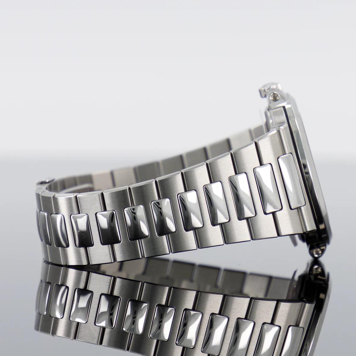 PATEK PHILIPPE 5713/1A-001