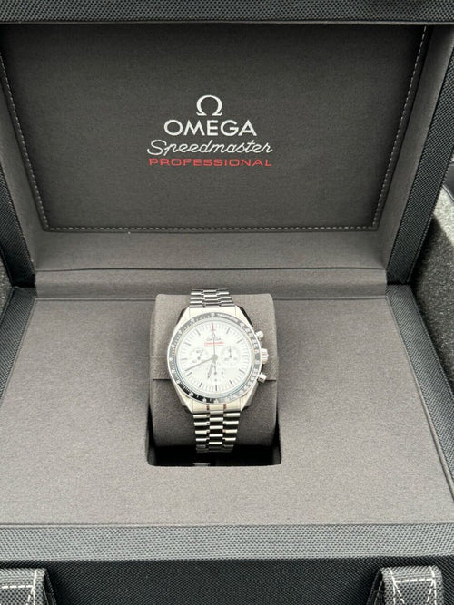 2025 OMEGA SPEEDMASTER MOONWATCH NEW WHITE 42 mm