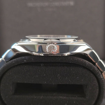 MINT VACHERON CONSTANTIN OVERSEAS 41MM BLACK DIAL